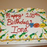 Cake AND cupcakes!